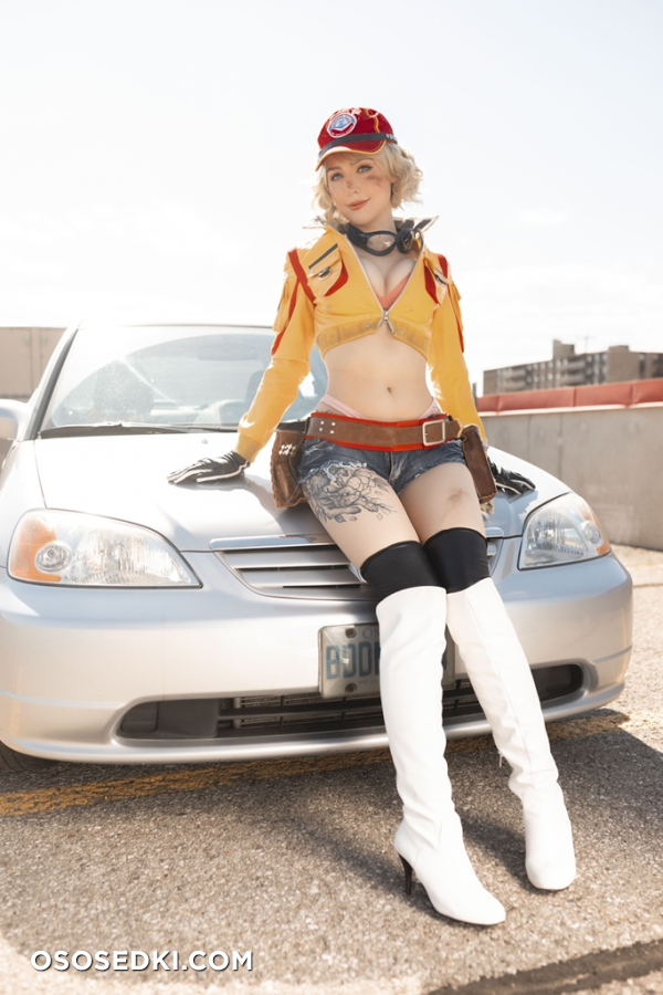 Luxlo Cosplay – Cindy Aurum - 2