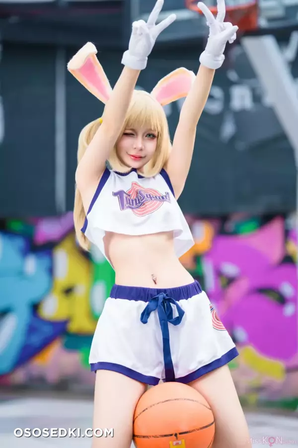 UmekoJ: Lola Bunny - 2