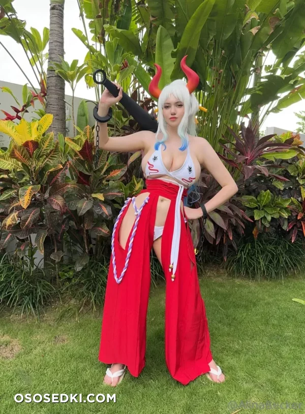 Alina Becker - Yamato - One Piece - 2