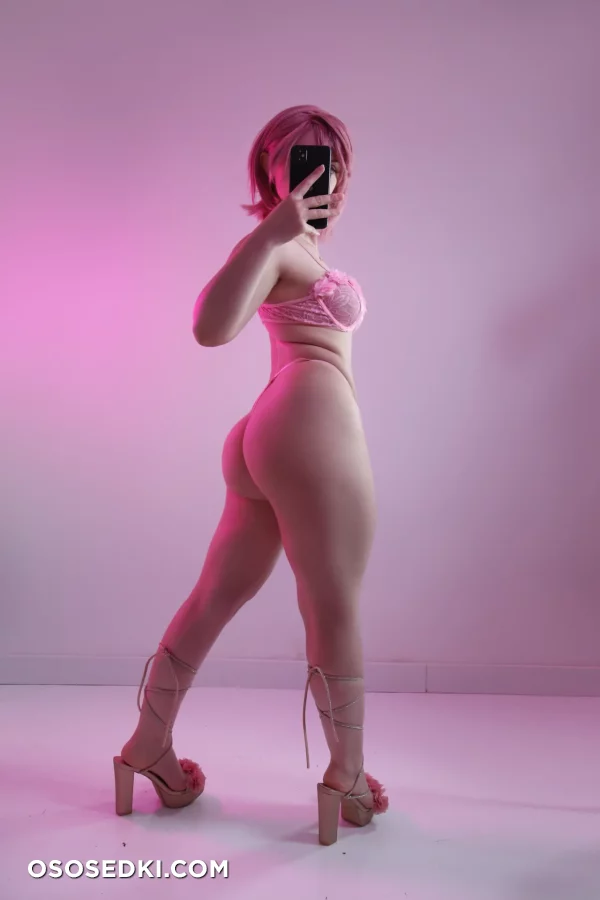 Nyeupe - Aira Shiratori - Dandadan - 2