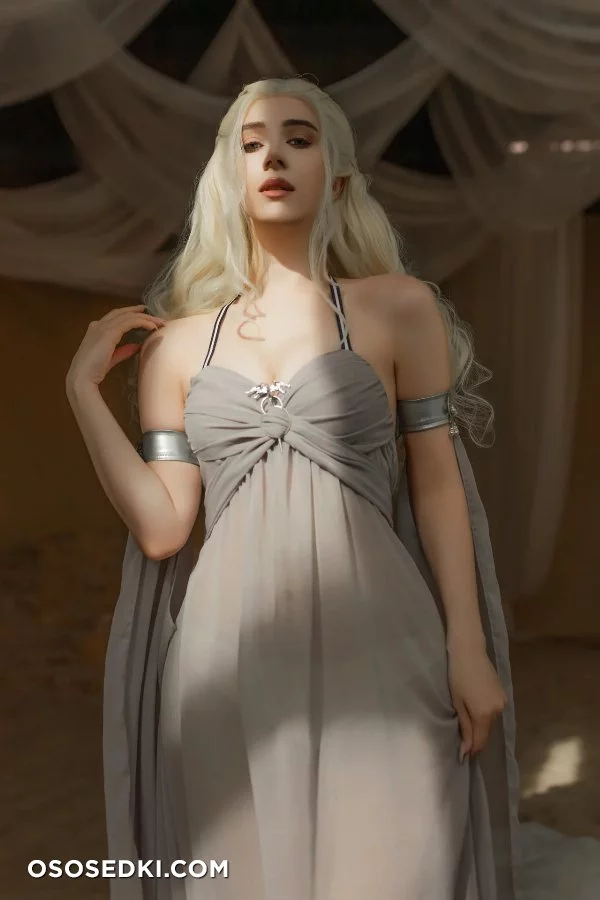 Mik Allen - Daenerys Targaryen - Game Of Thrones - 2
