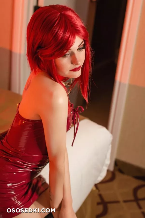 Ri Care - Sexy Lisa Sunstone - 2
