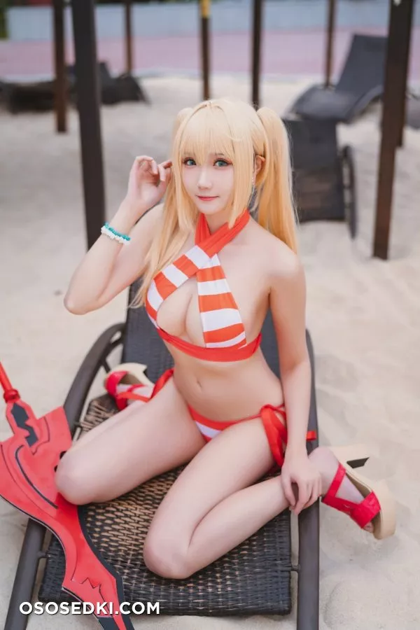 瓜希酱 - Nero Swimsuit - 2