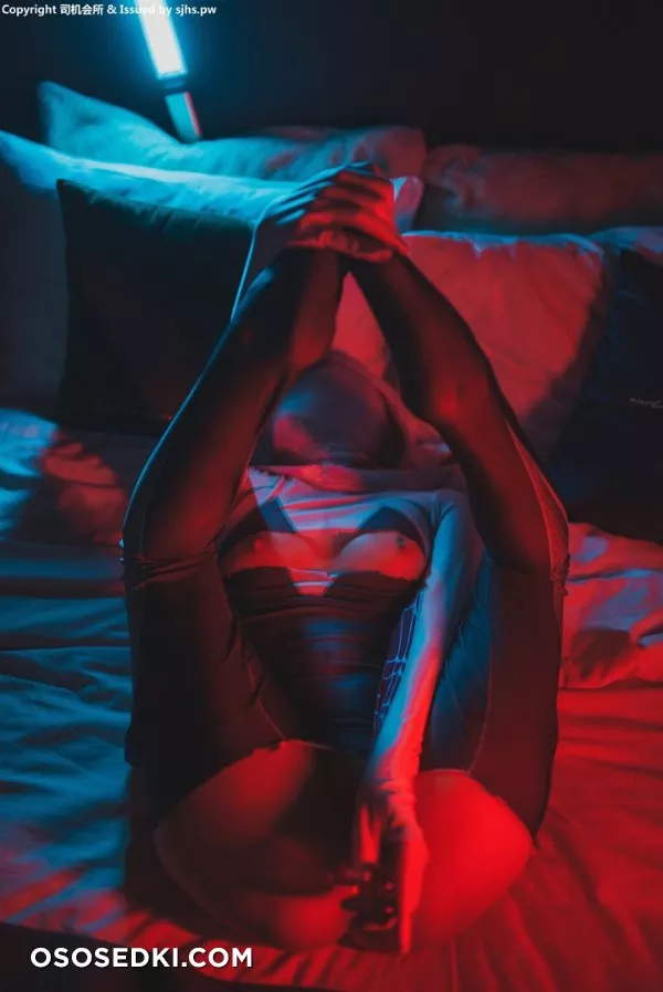 [Teak]Gwen Stacy - 2