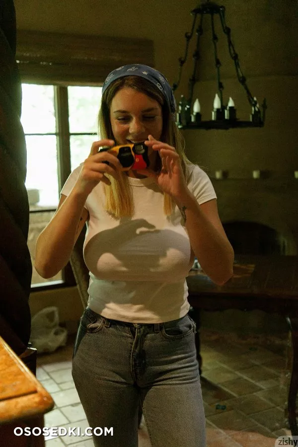 Gabbie Carter Boats For Bullies - 2