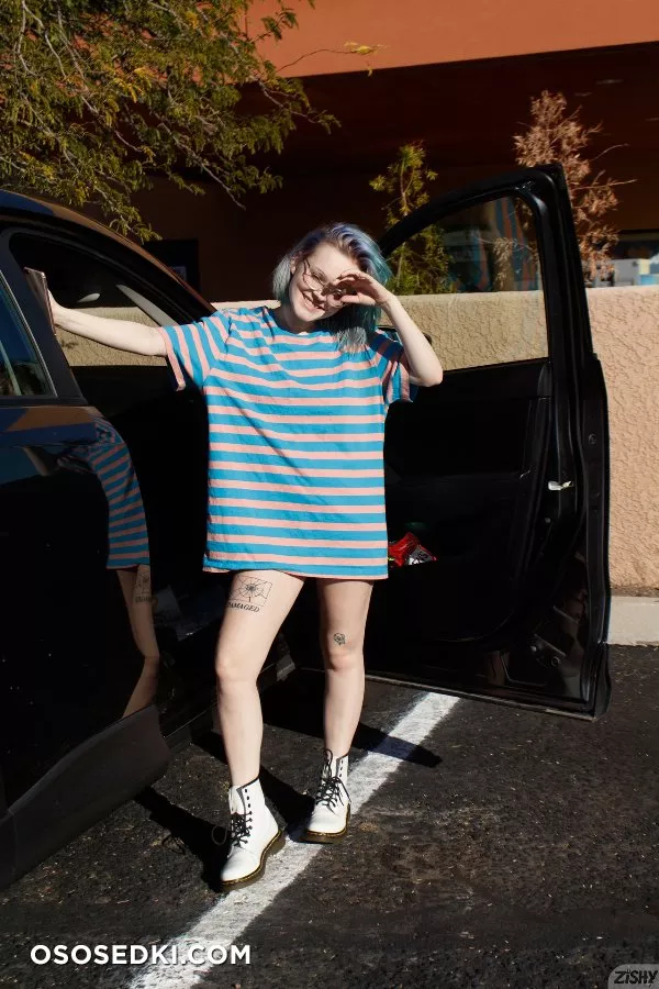 Vonnie Bean No Pants Pizza - 2