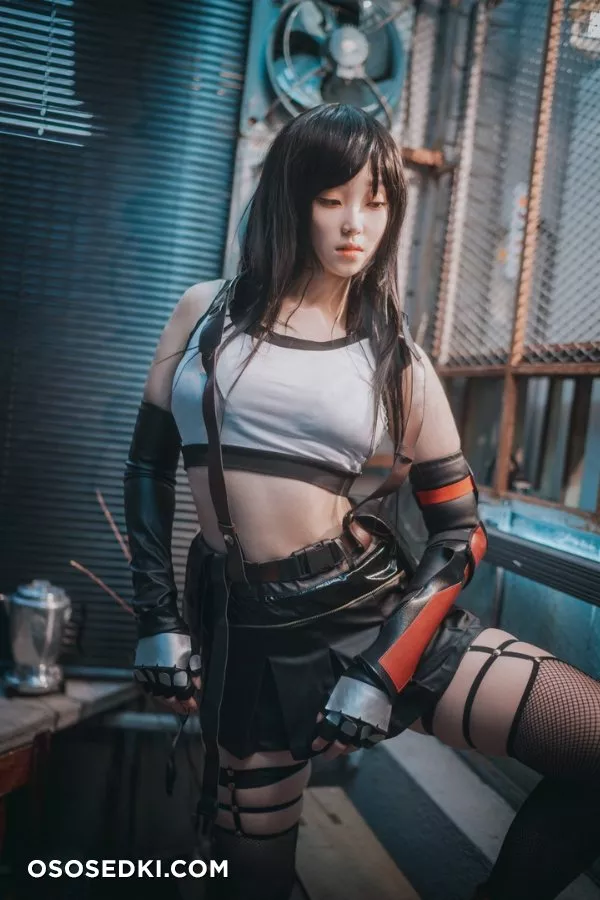 Bambi. Tifa Lockhart. Final Fantasy. Brassiere - 2