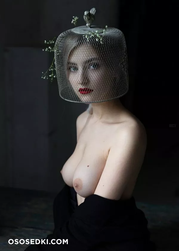 Eva Elfie. Bird's Cage - 2