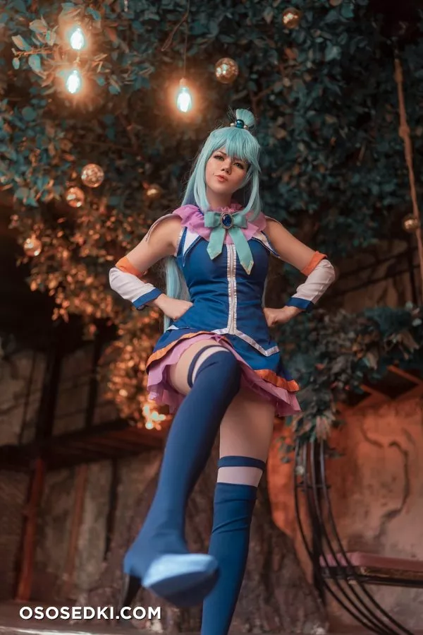 Konosuba - Aqua - 2