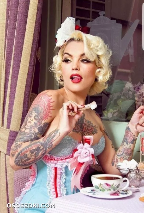 Vinila Von Bismark - 2