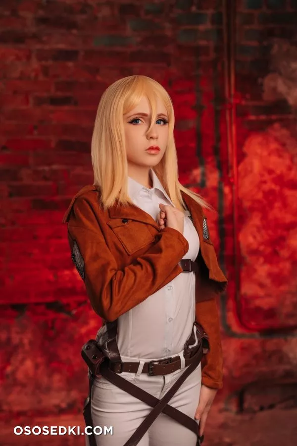 Hackee | Attack on Titan | Krista Lenz - 2