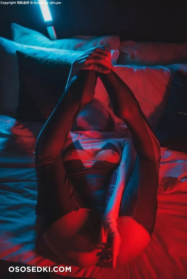 [Teak]Gwen Stacy - 2