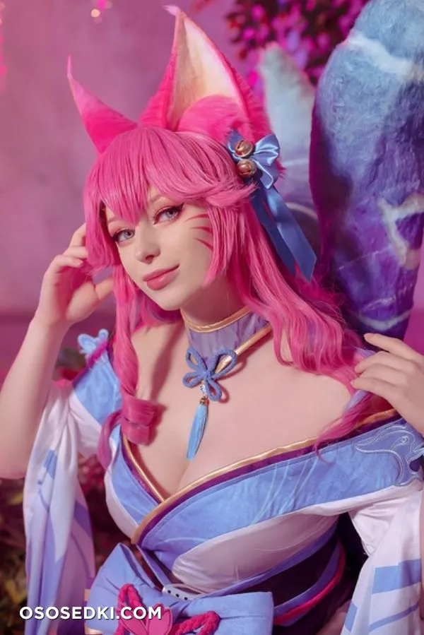 Lady Melamori LoL Ahri - 2