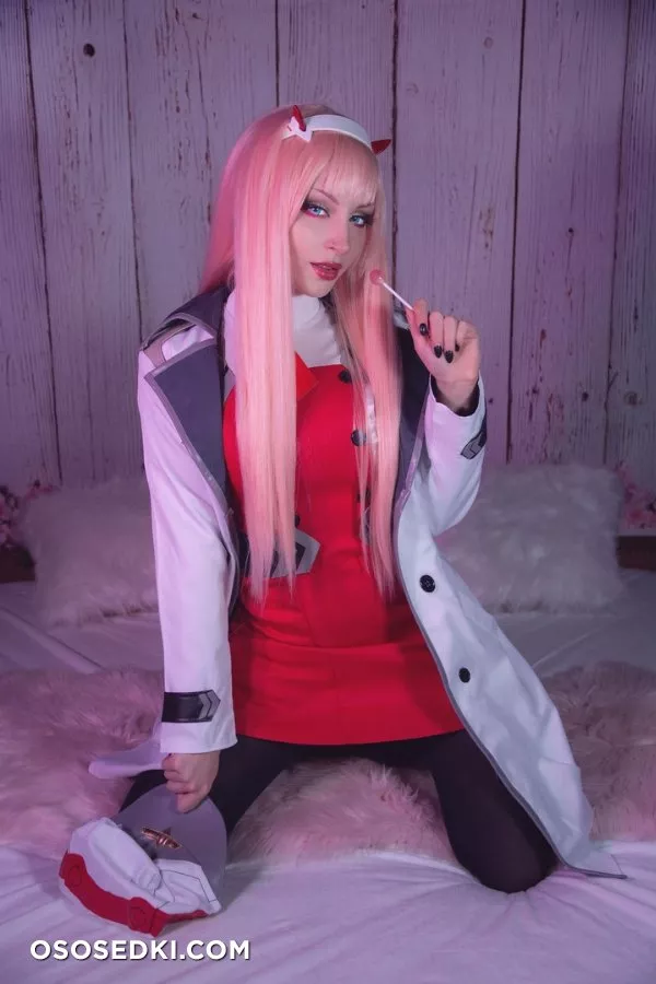 ShiroKitsune. Zero Two - 2