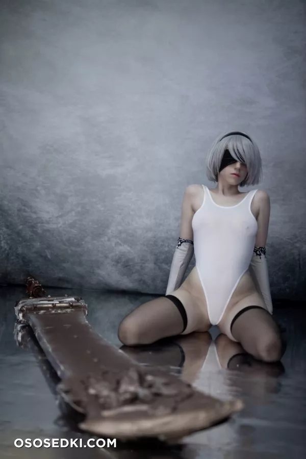 Lana Rain | 2B - 2