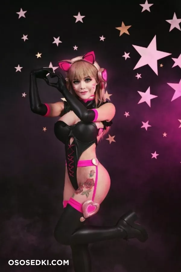 D'va (Overwatch) Kalinka Fox  - 2