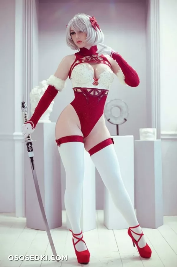 Lady Melamori - 2B Christmas - 1