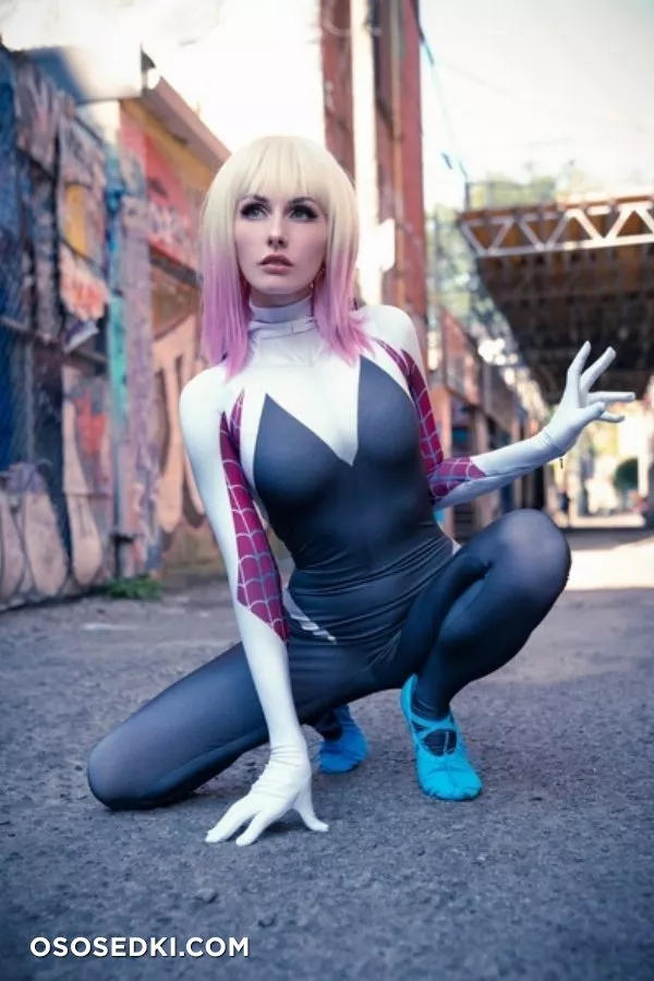 Rolyatistaylor #34 - 2
