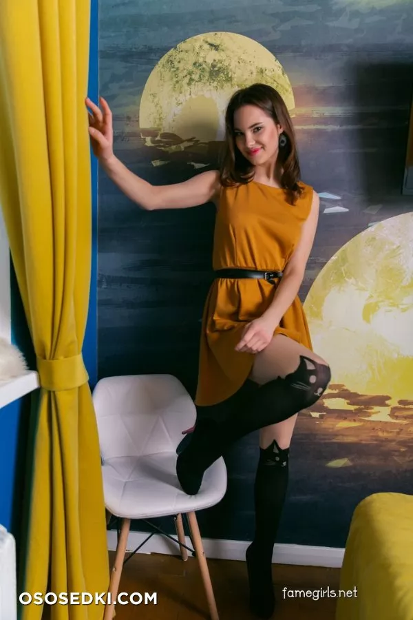 Diana - Set 156 - FameGirls - 2