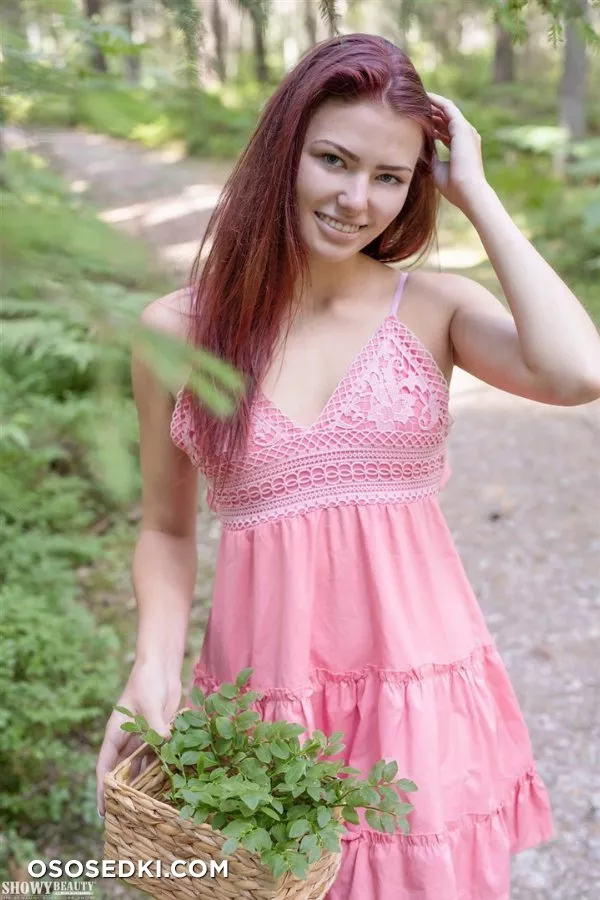 Nana - Hot Assets  - ShowyBeauty - 2