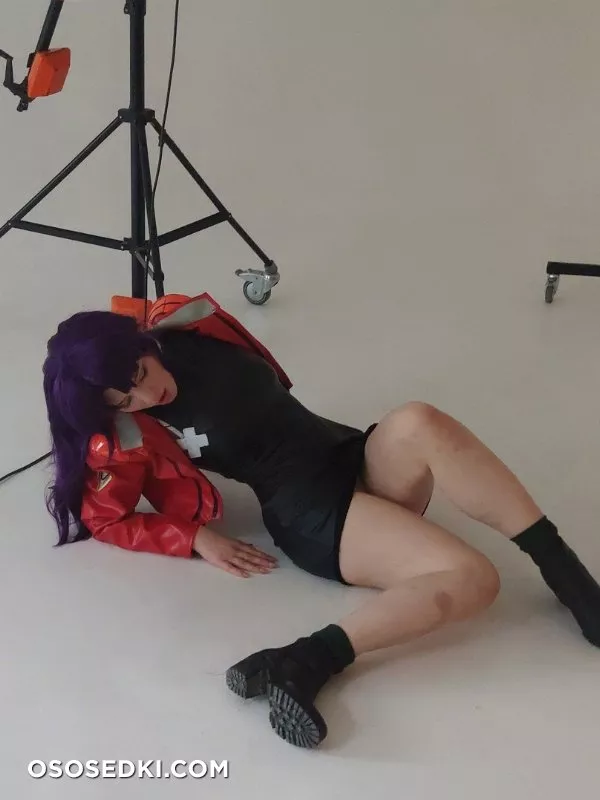 Lada Lyumos | Misato Katsuragi - 2