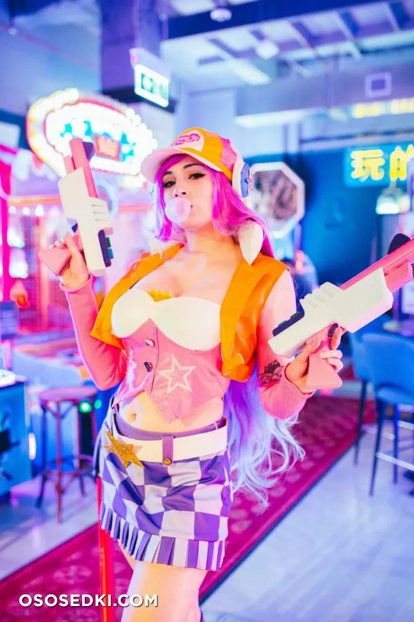 Kayla Erin | Miss Fortune - 2