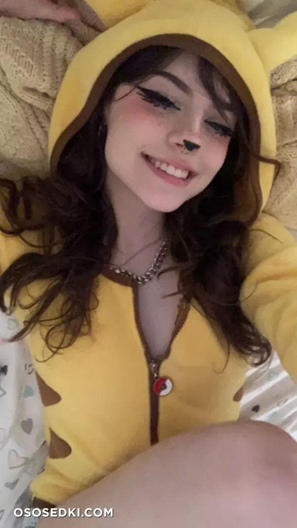 Hannah OwO | Pikachu - 2