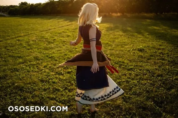 Lady Melamori | Keira Metz - 2