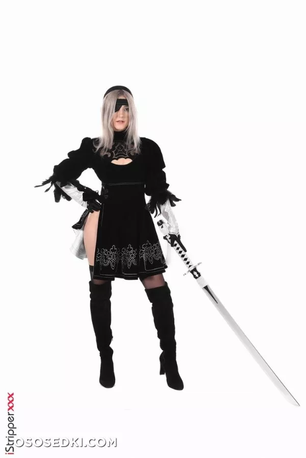 Eva Elfie | 2B - 2
