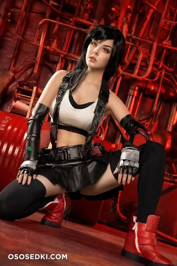 Helly Valentine. Tifa Lockhart. Final Fantasy - 2