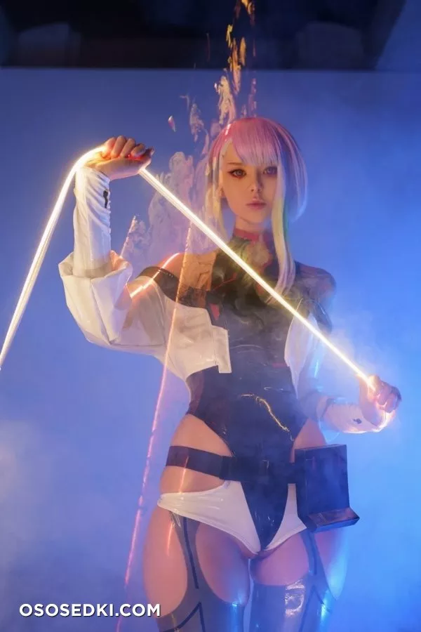 Lucy Kushinada (Cyberpunk) - Vinnegal - 1
